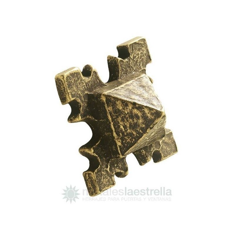 CLAVO FIBULA PIRAMIDE RELIEVE CLAVO FIBULA PIRAMIDE RELIEVE